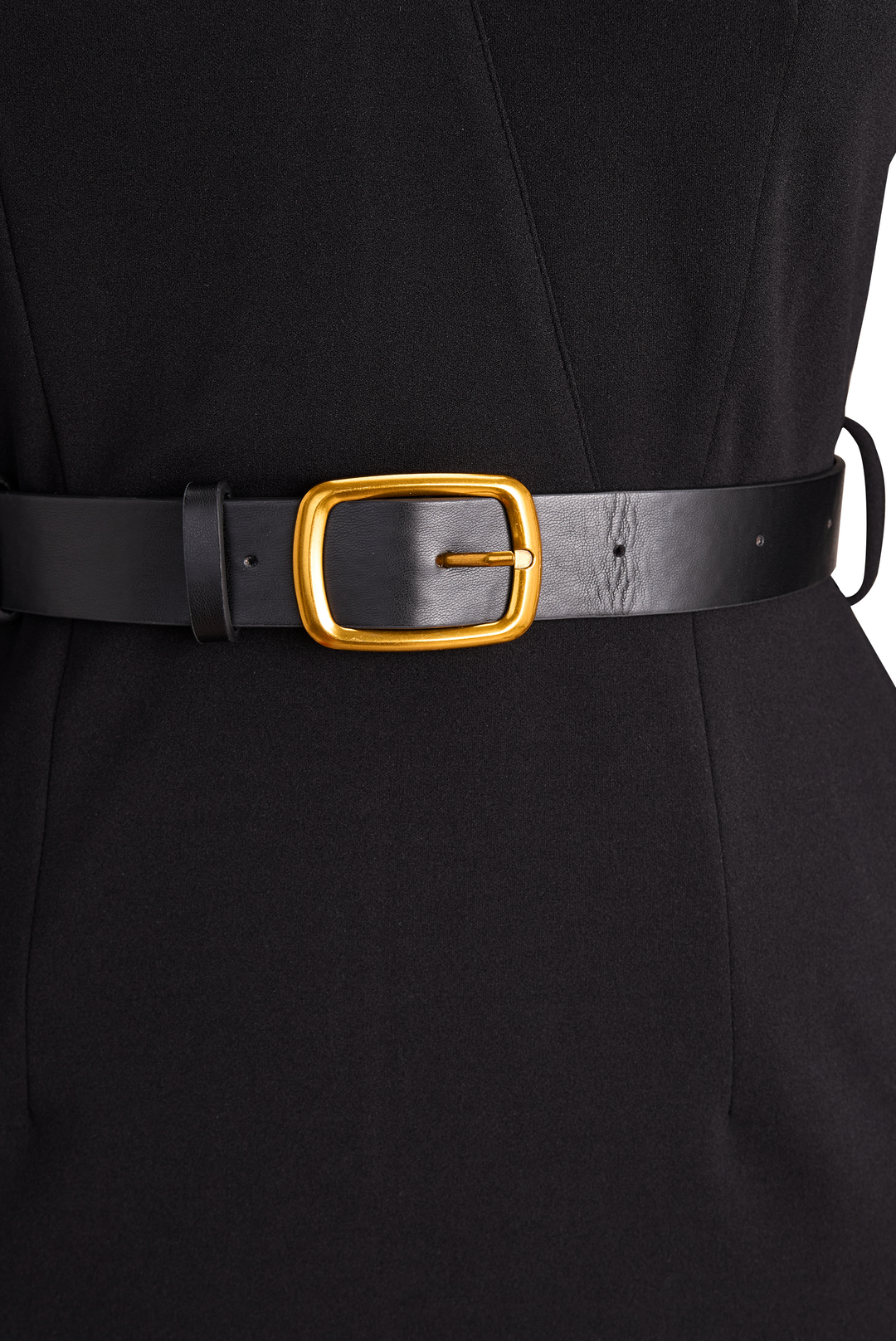 Selvianeé | Refined Black Belted Dress