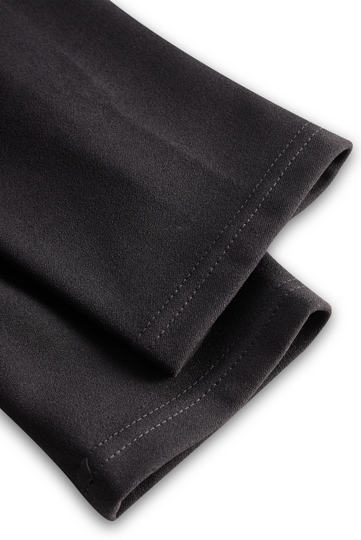 Selvianeé | Refined Black Belted Dress