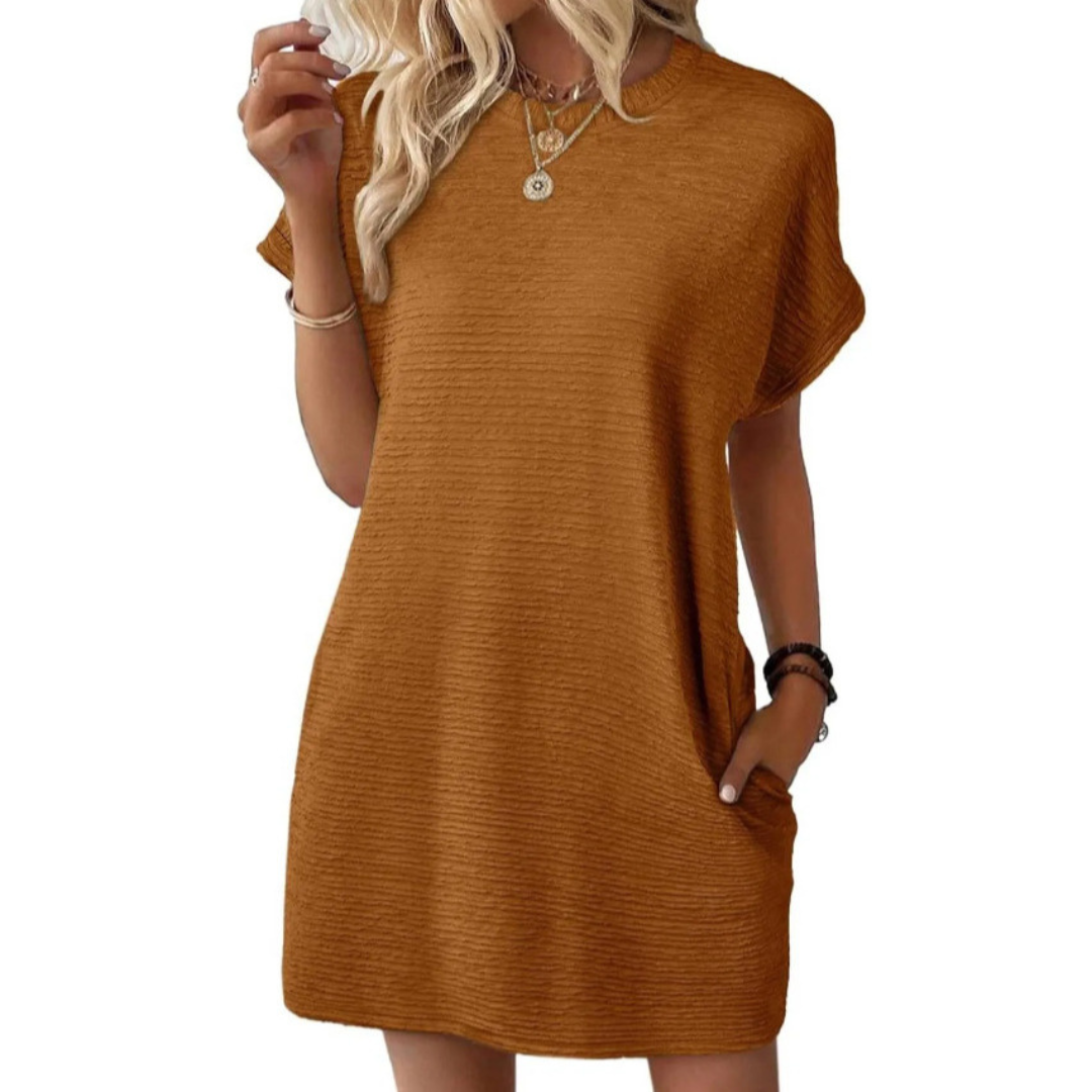 Evressa | Minimal Round Neck Dress