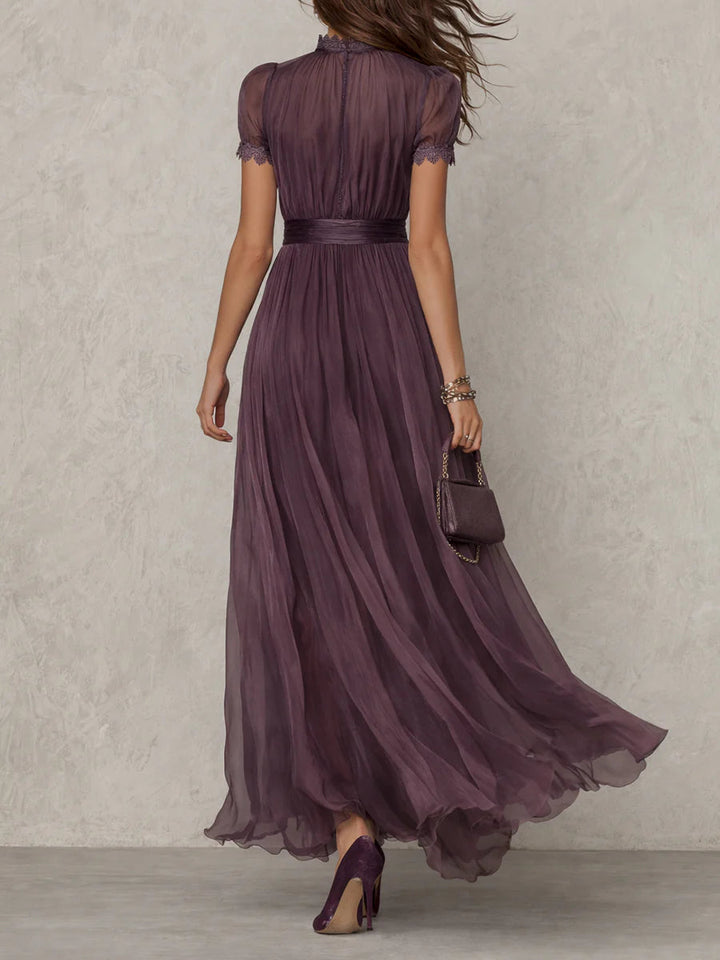 Flavia • Vestito lungo viola con scollo a chiave, burgundy in pizzo di chiffon 2