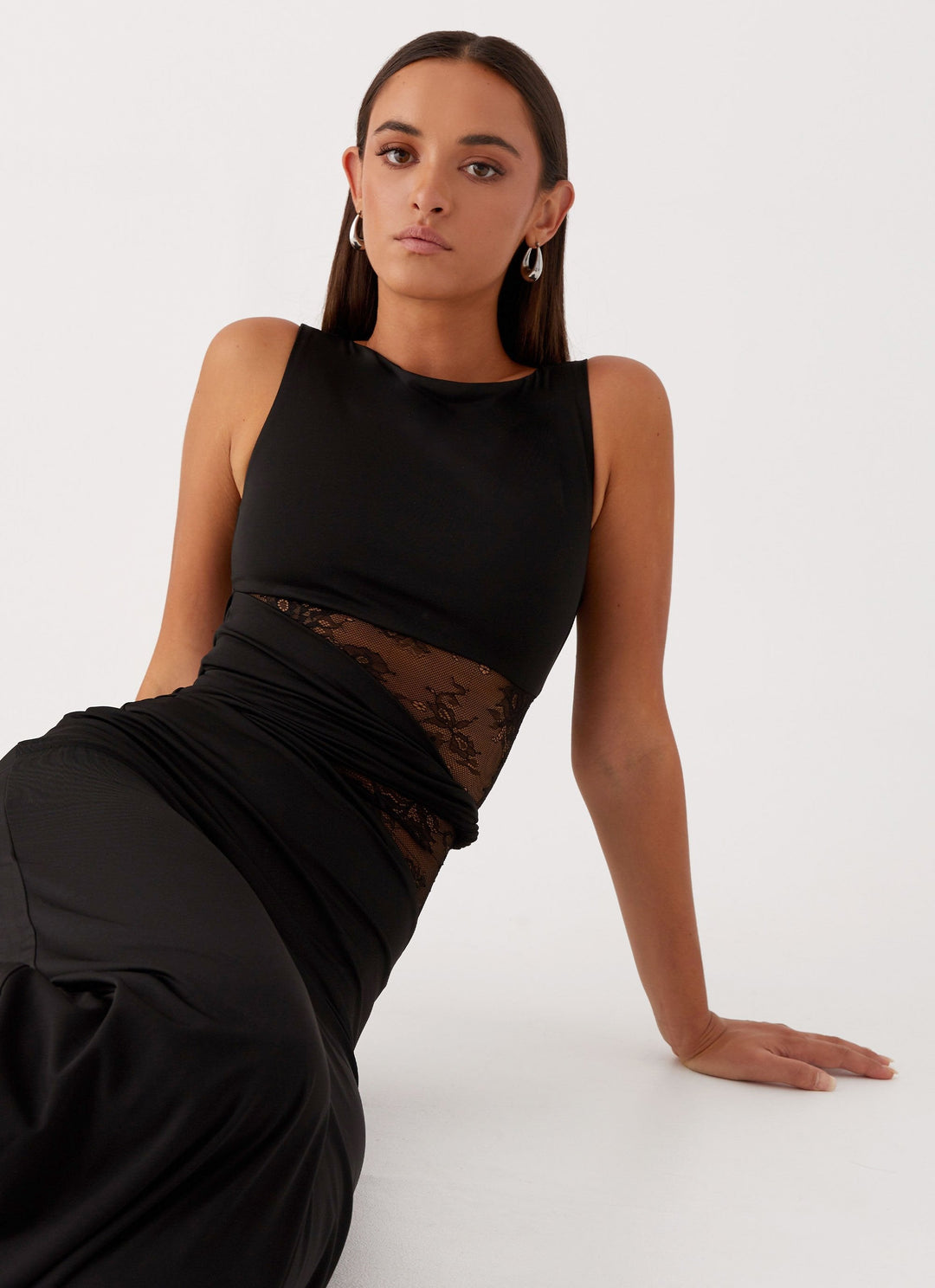 Averielle | Figure-Flattering Maxi Dress