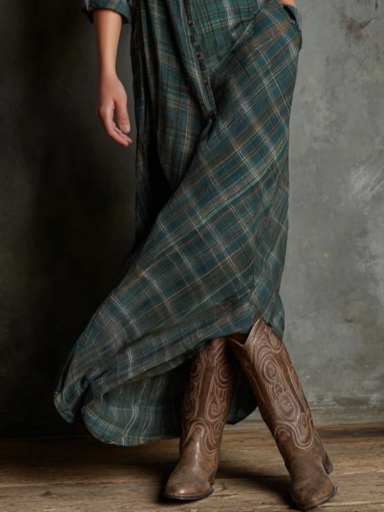 Livia™ | Long dress with a green plaid shirt collar 1
