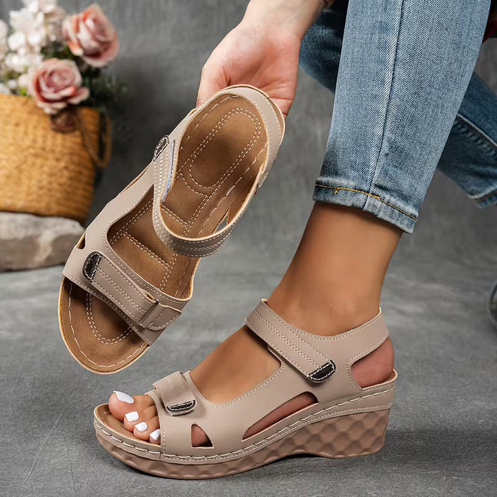 Serena | Women's Sandals 0