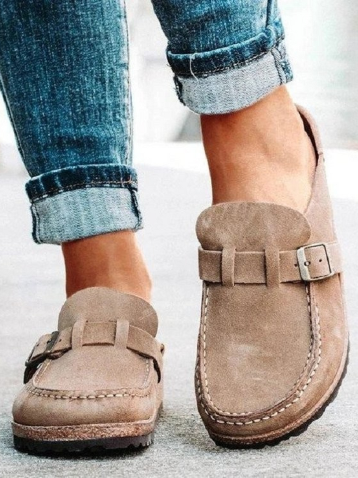 Valencia | Elegant Suede Clogs for Women