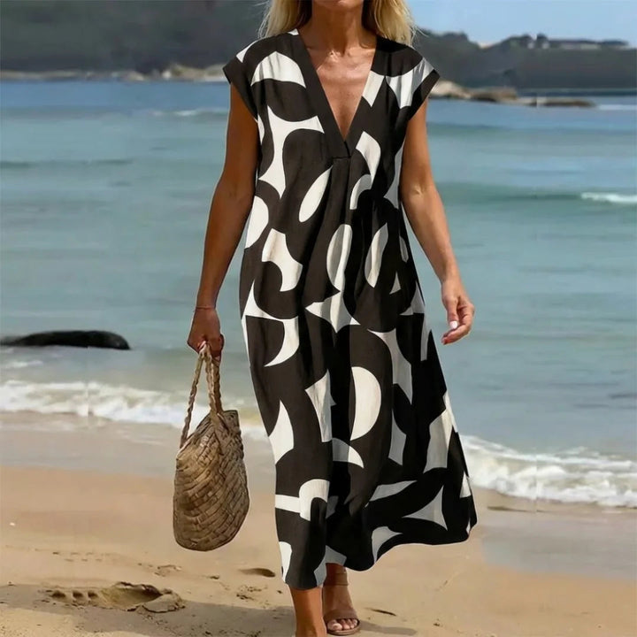 Valeria | Dress with openwork details 1