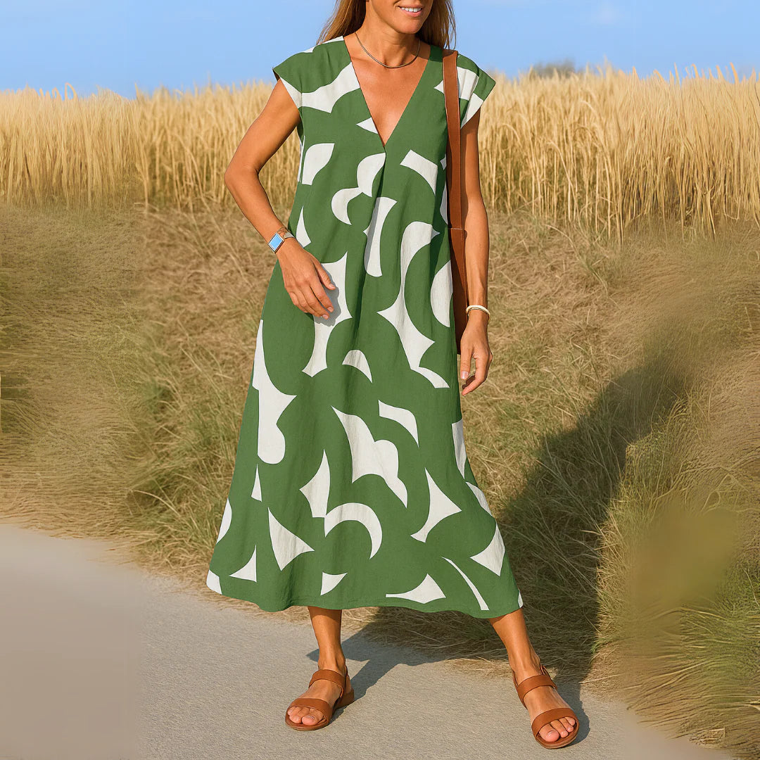 Valeria | Dress with openwork details 2