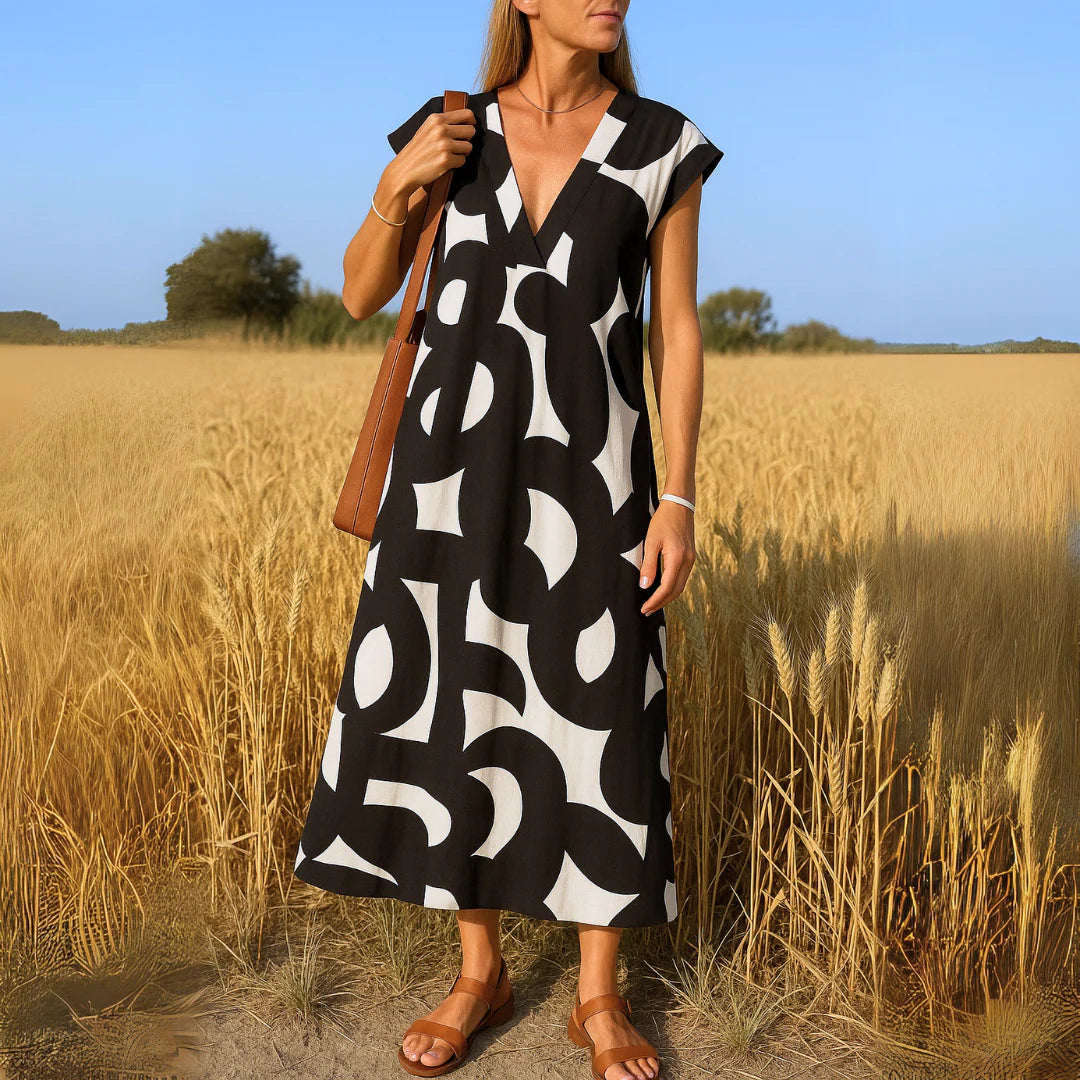 Valeria | Dress with openwork details 7
