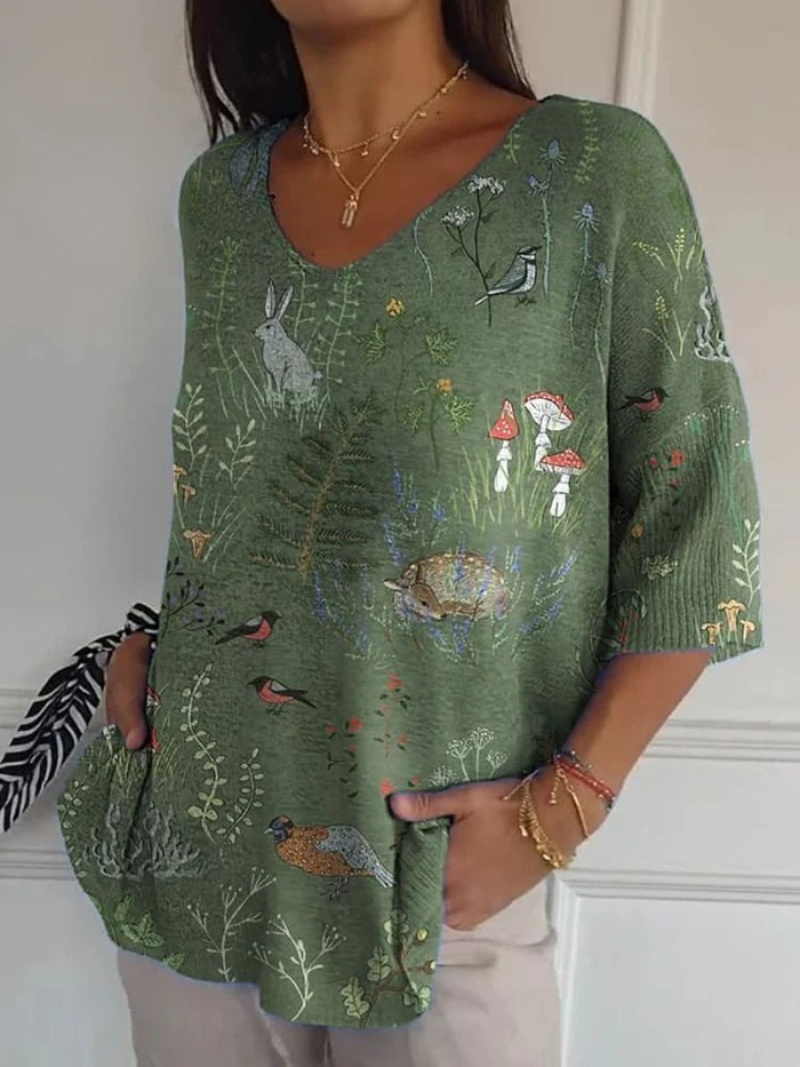 Woodland And Animals Repeat Pattern Printed Women's Casual Pullover Knit 0