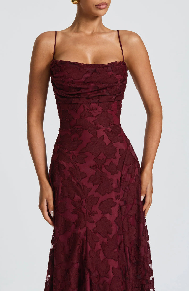 Melioraine | Elegant Flowing Maxi Dress