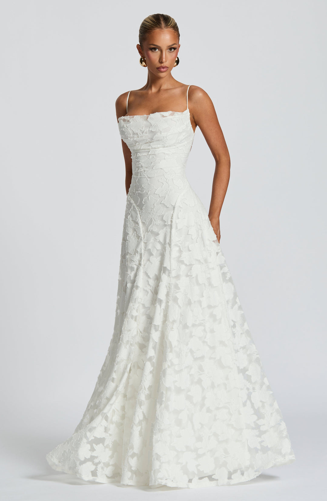 Melioraine | Elegant Flowing Maxi Dress